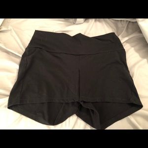 Size M black maternity shorts